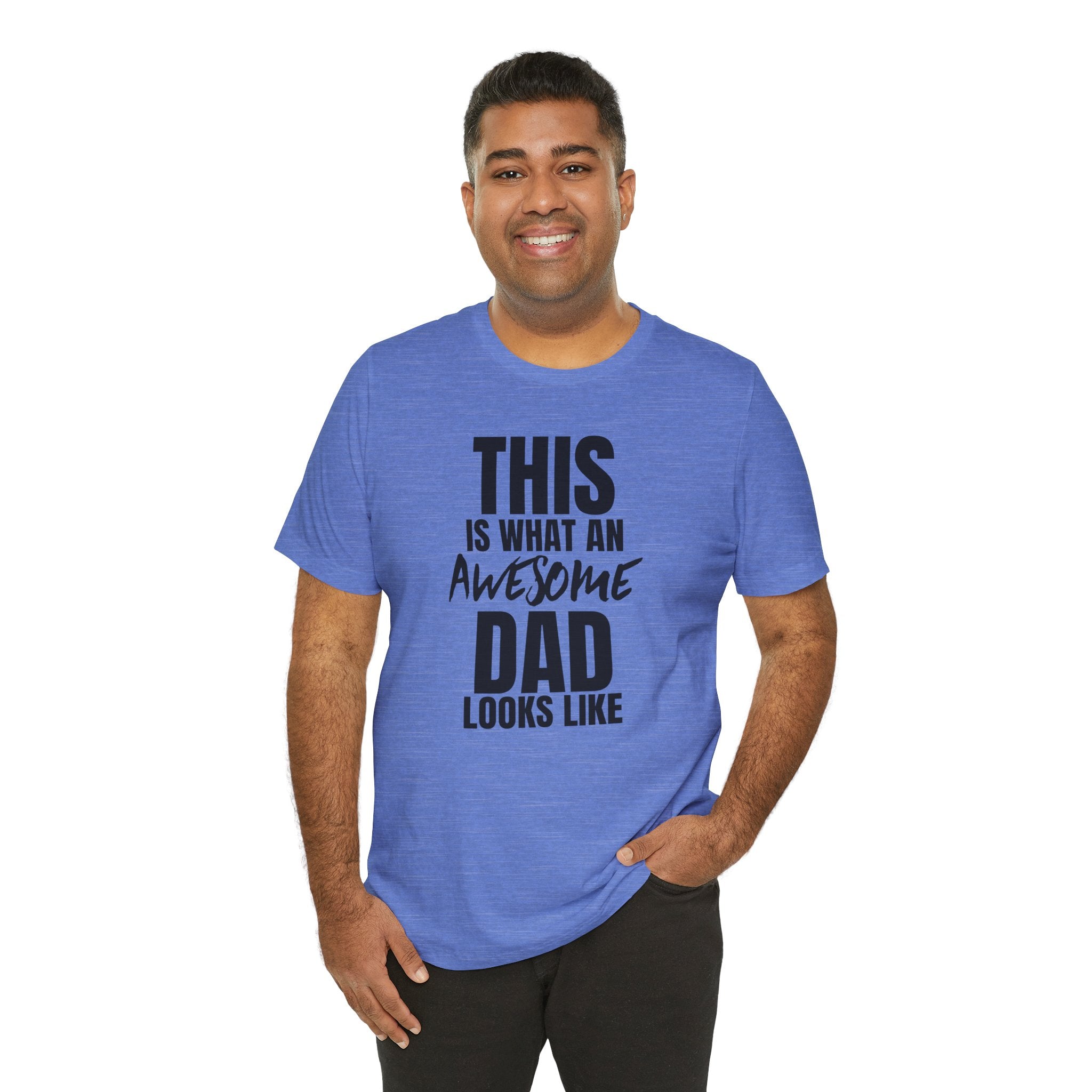 This Is What an Awesome Dad Looks Like - T-Shirt