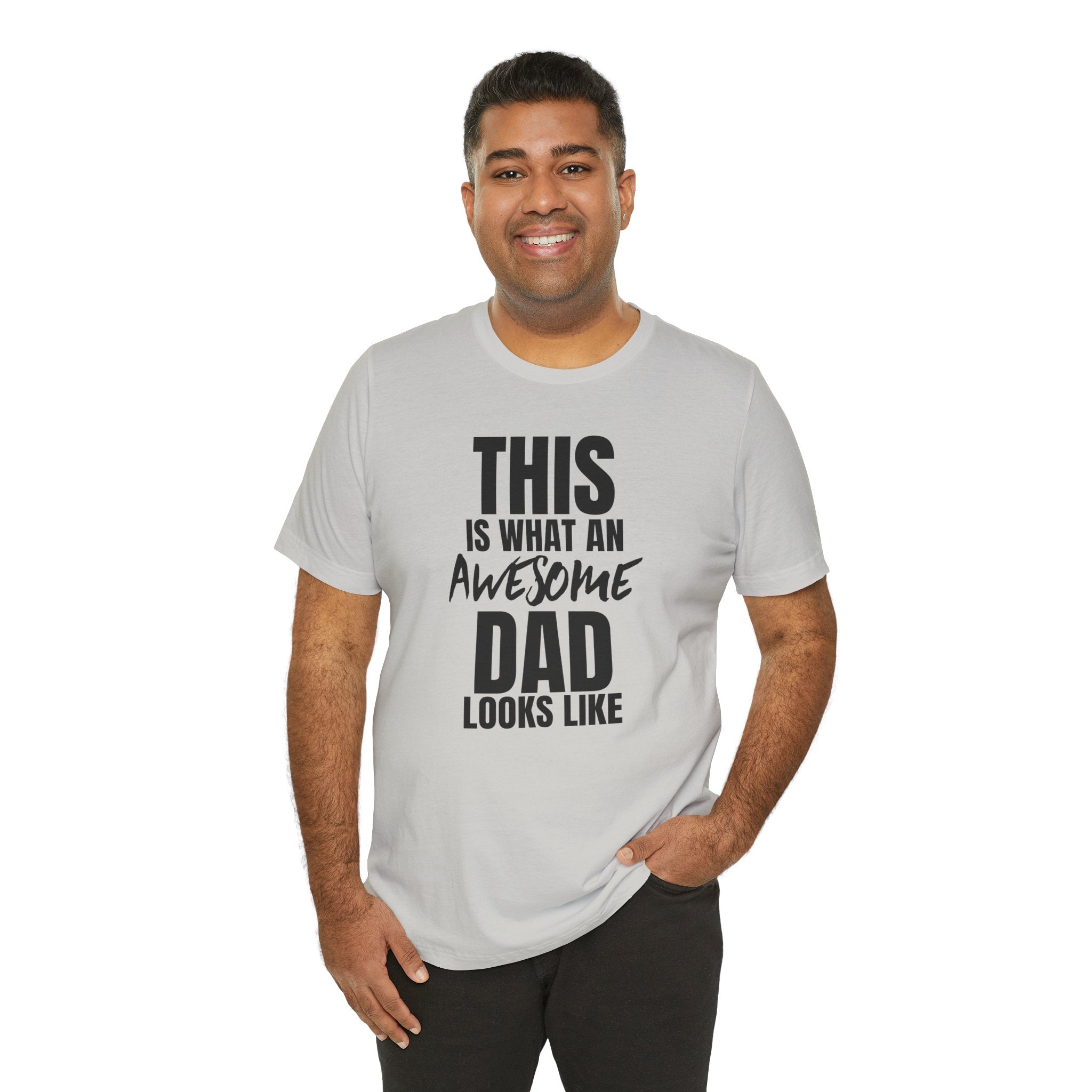 This Is What an Awesome Dad Looks Like - T-Shirt